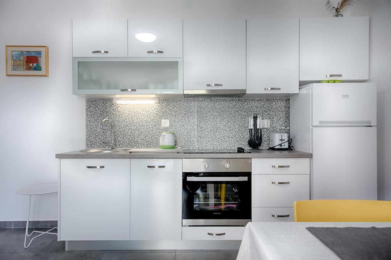 Apartmani Dule Komiža Eksteriør billede