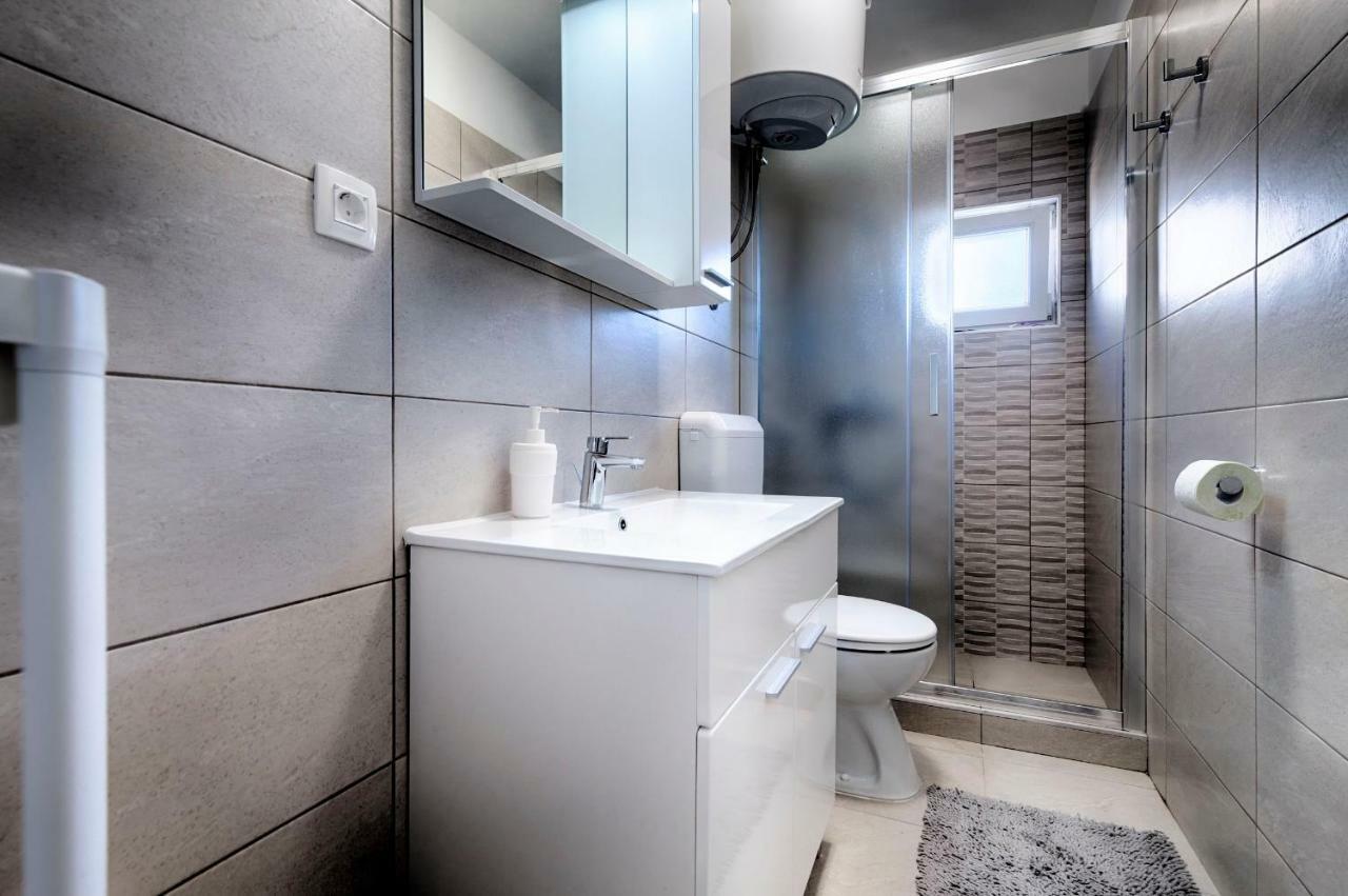 Apartmani Dule Komiža Eksteriør billede