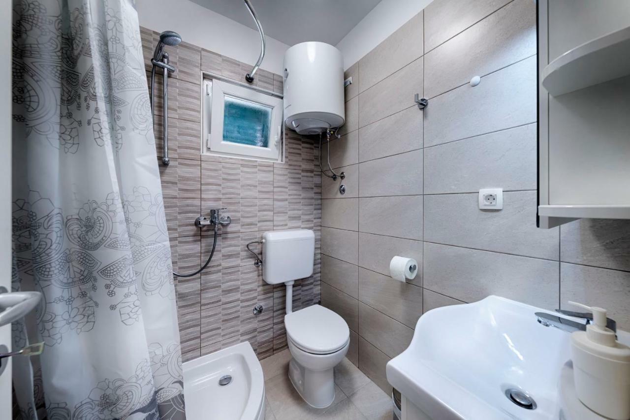 Apartmani Dule Komiža Eksteriør billede